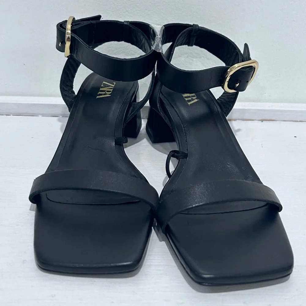 Zara Womens Black Gold Upper Leather Square Toe Ankle Strap Heel Sandals Size 36 - Picture 1 of 12